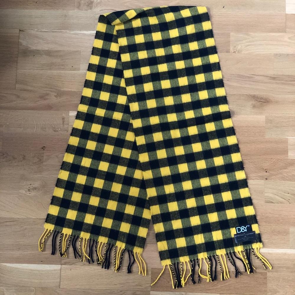 D&Y SofterThanCashmere Scarf - Picture 6 of 10